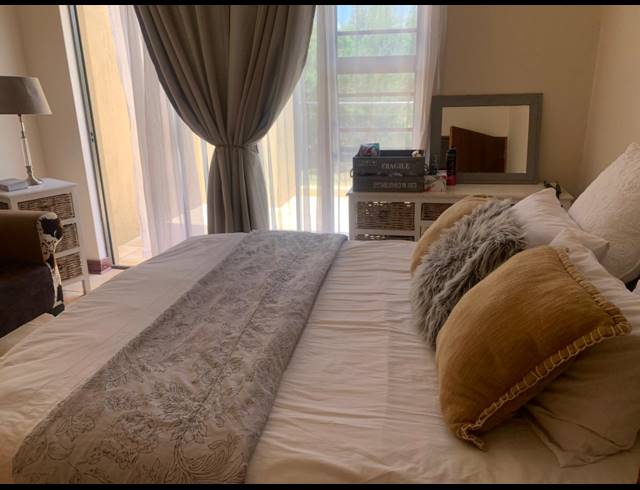 2 BEDROOM APARTMENT FOR SALE IN HEIDELBERG CENTRAL